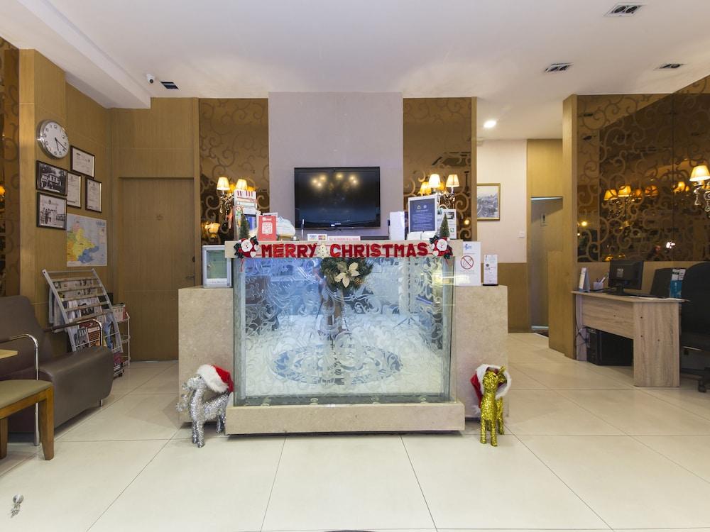 The Crown Borneo Hotel Kota Kinabalu Zewnętrze zdjęcie