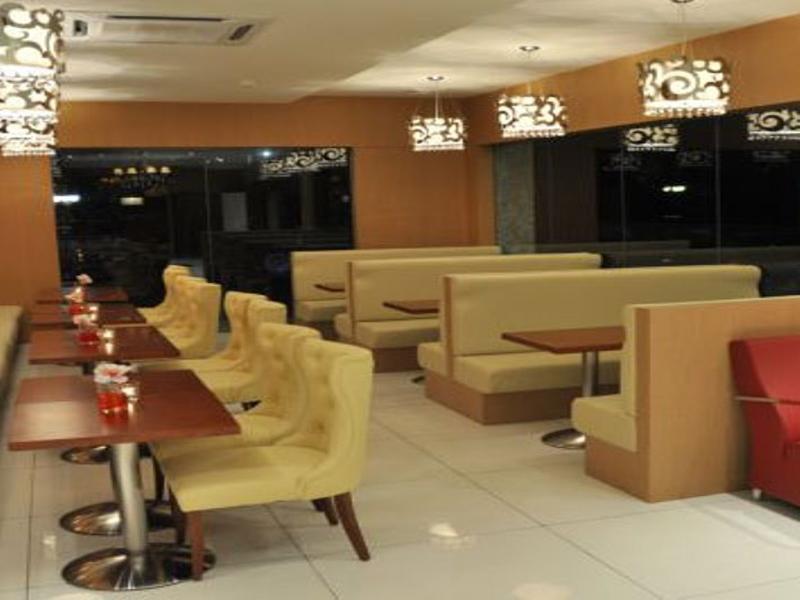 The Crown Borneo Hotel Kota Kinabalu Zewnętrze zdjęcie