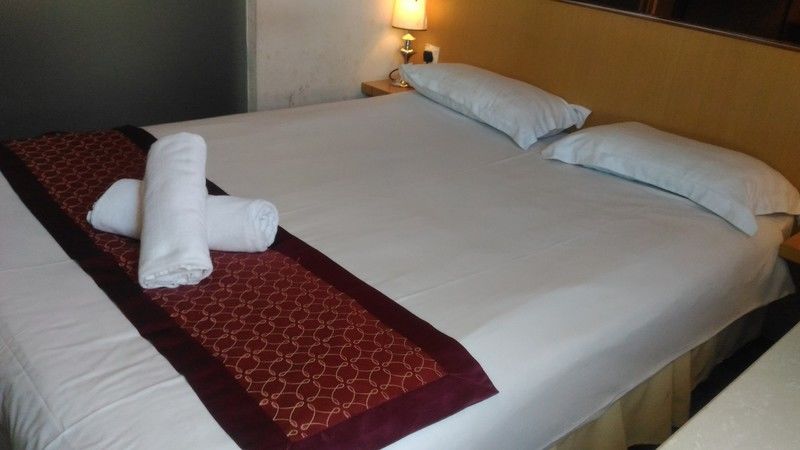 The Crown Borneo Hotel Kota Kinabalu Zewnętrze zdjęcie