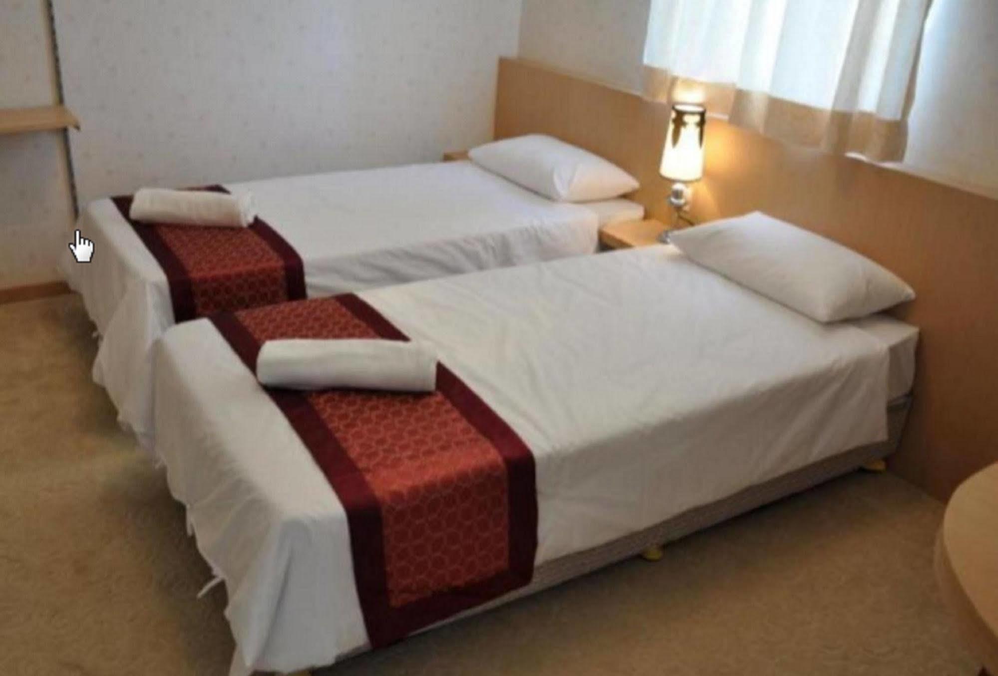 The Crown Borneo Hotel Kota Kinabalu Zewnętrze zdjęcie