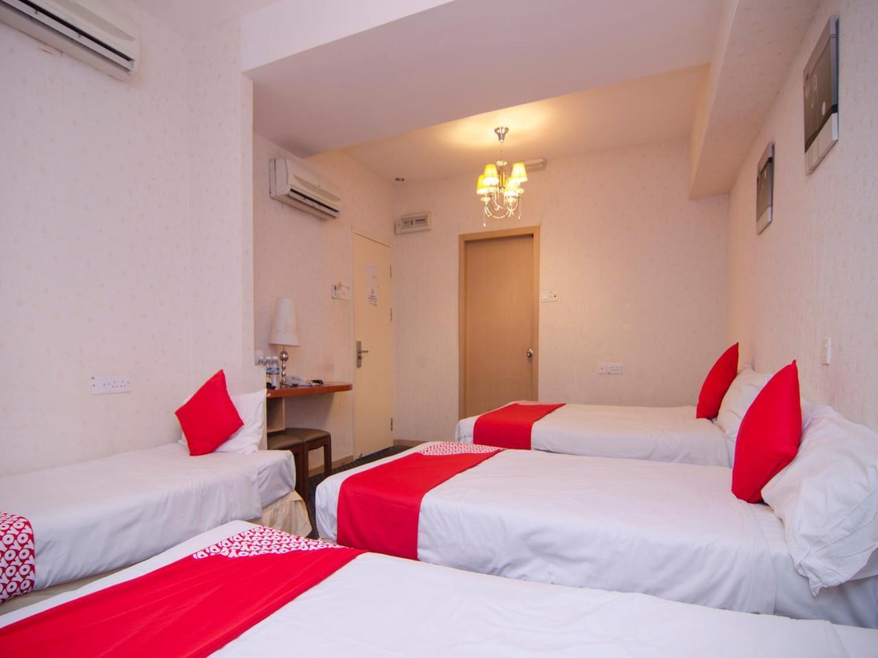 The Crown Borneo Hotel Kota Kinabalu Zewnętrze zdjęcie