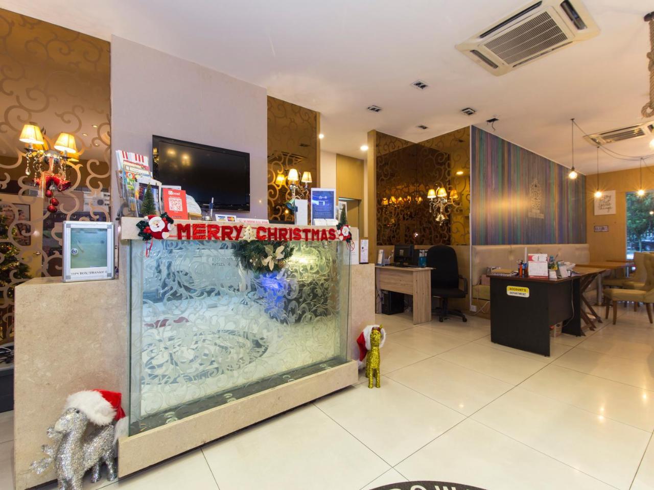 The Crown Borneo Hotel Kota Kinabalu Zewnętrze zdjęcie