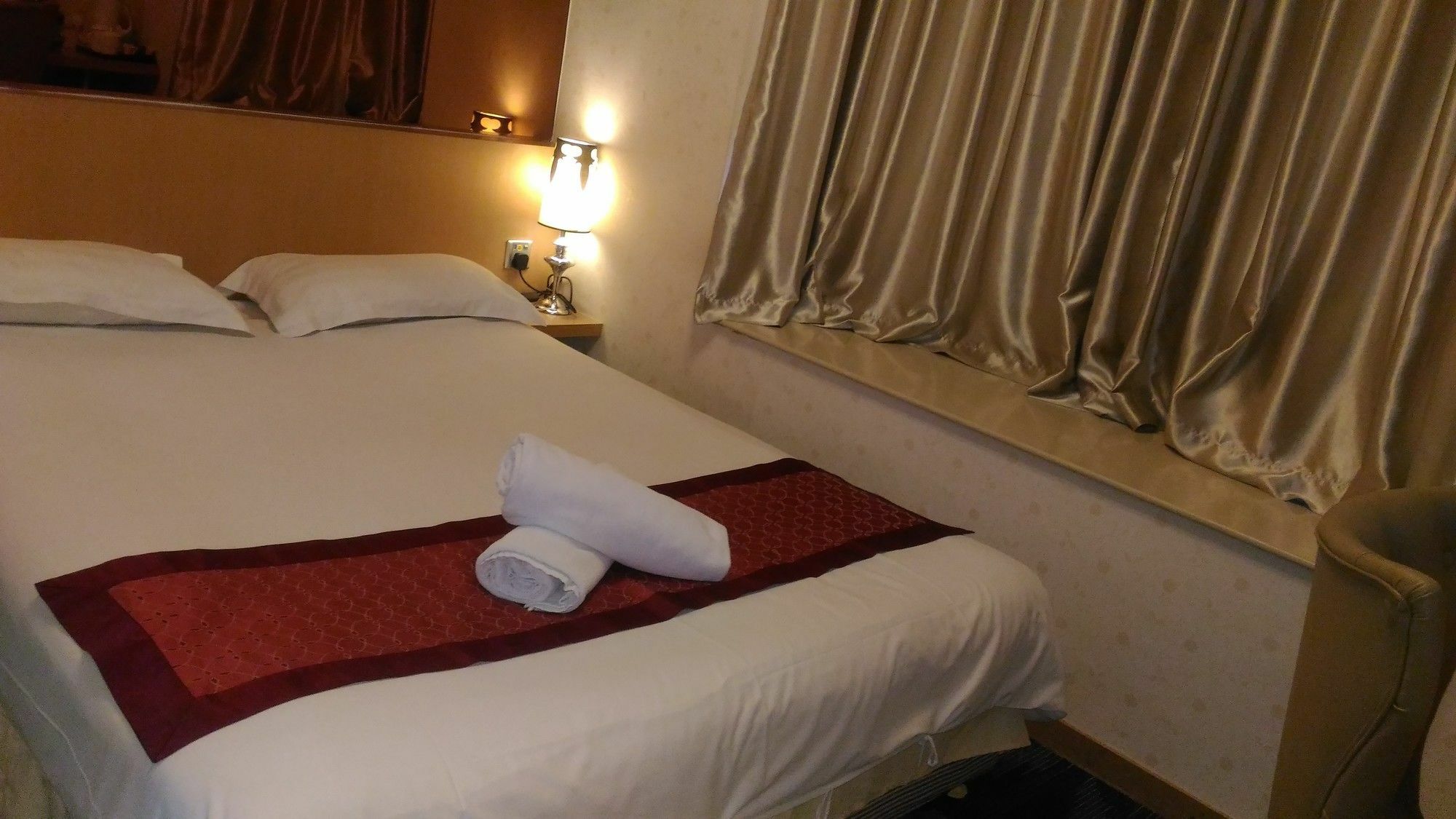 The Crown Borneo Hotel Kota Kinabalu Zewnętrze zdjęcie