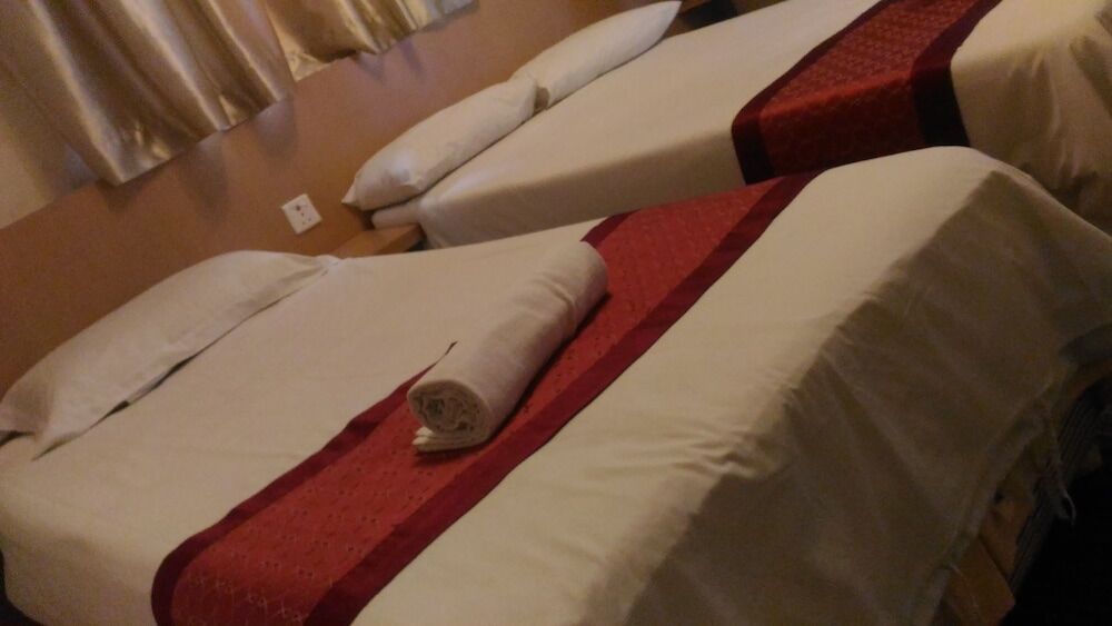 The Crown Borneo Hotel Kota Kinabalu Zewnętrze zdjęcie